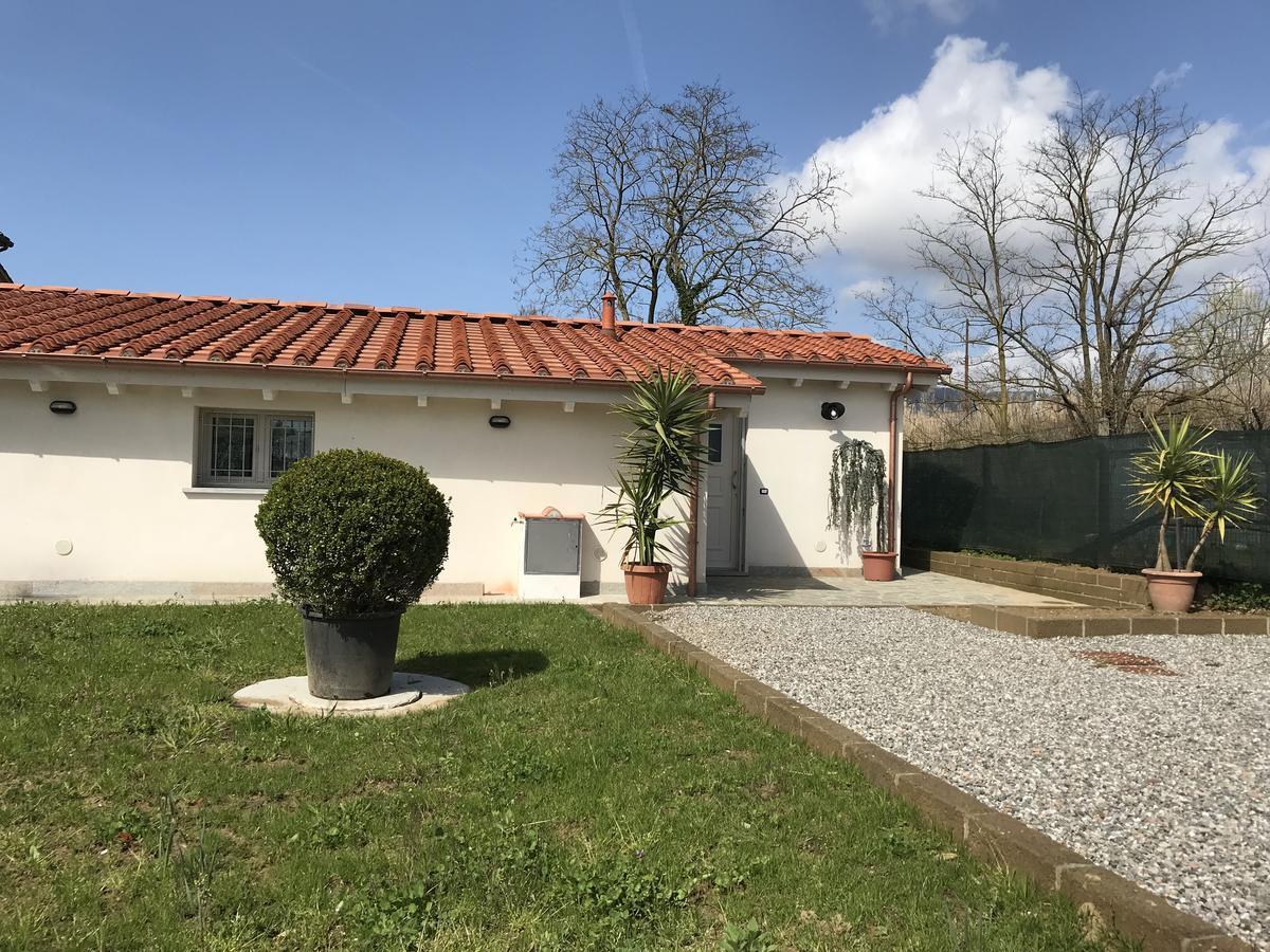 La Camelia Villa Massa e Cozzile Eksteriør billede